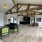 Ancienne Tuilerie Entierement Renovee Avec Piscine Et Vue Sur La Dordogne Feriehus