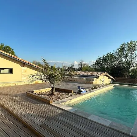 Ancienne Tuilerie Entierement Renovee Avec Piscine Et Vue Sur La Dordogne 펜션 *