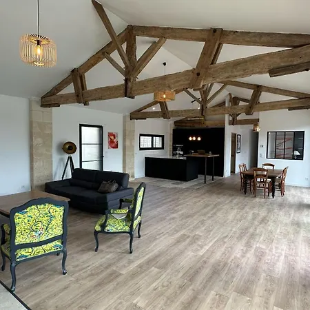 Ancienne Tuilerie Entierement Renovee Avec Piscine Et Vue Sur La Dordogne 펜션