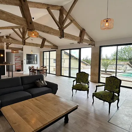 펜션 Ancienne Tuilerie Entierement Renovee Avec Piscine Et Vue Sur La Dordogne